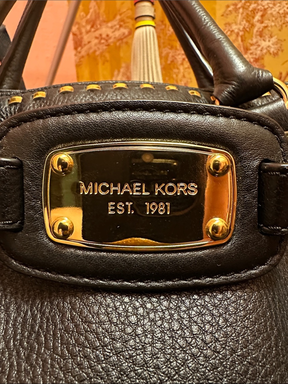 Michael Kors purse / laptop tote - black and gold - Picture 3 of 6